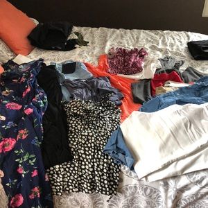 Maternity wardrobe bundle ALL SIZE MEDIUM